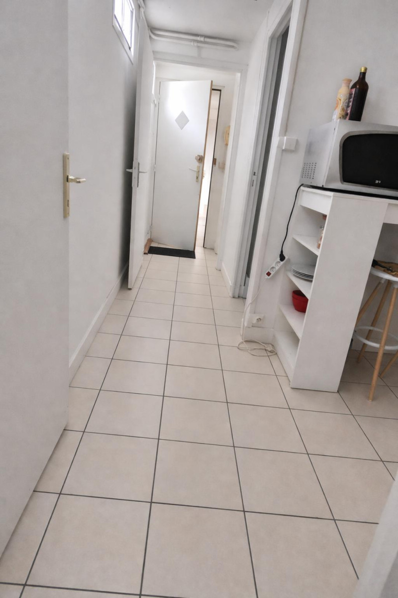
                                                Location
                                                 Appartement T1 meublé - centre - charges incluses