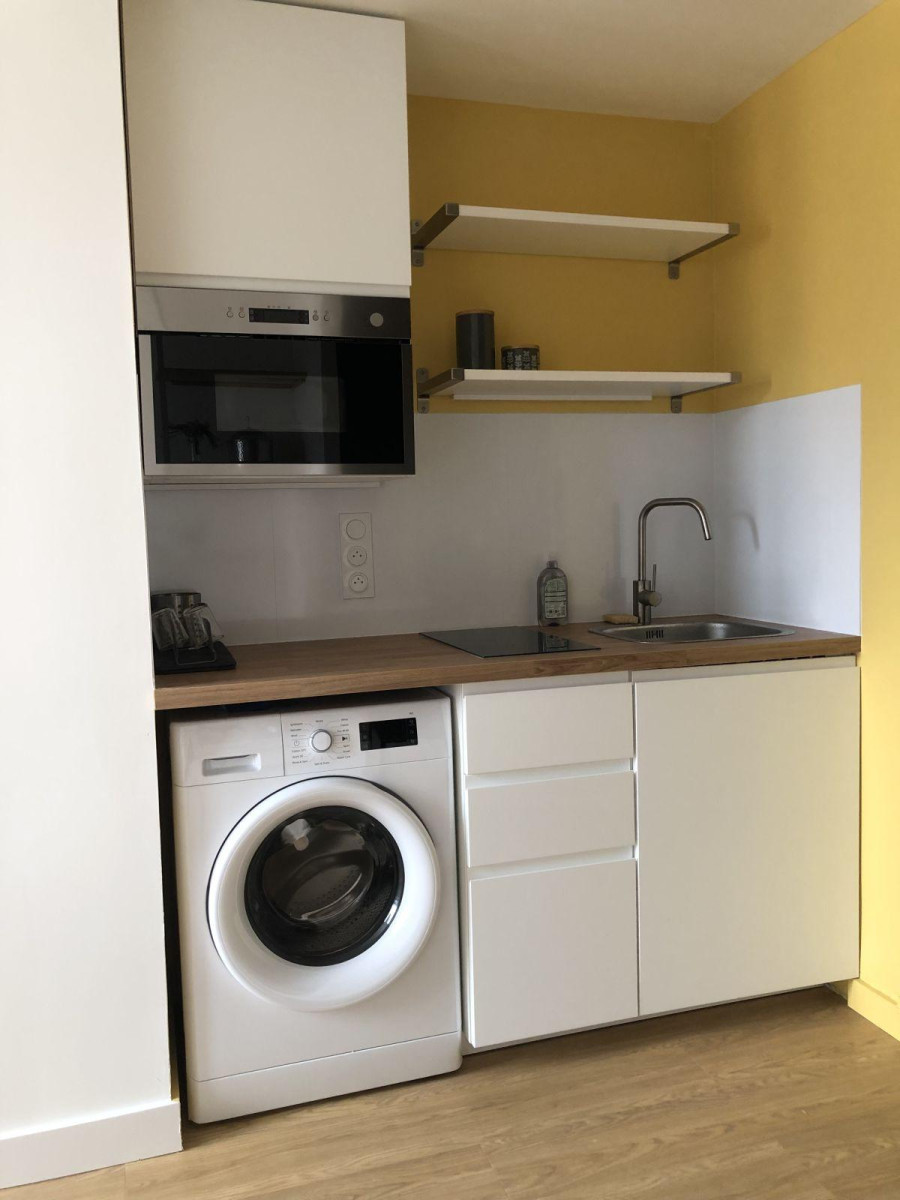 
                                                Location
                                                 Appartement T1 meublé et rénové Centre Gare