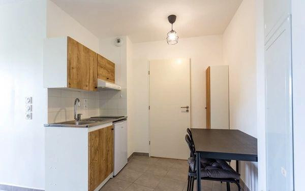 
                                                Location
                                                 Appartement T1 meublé Montpellier