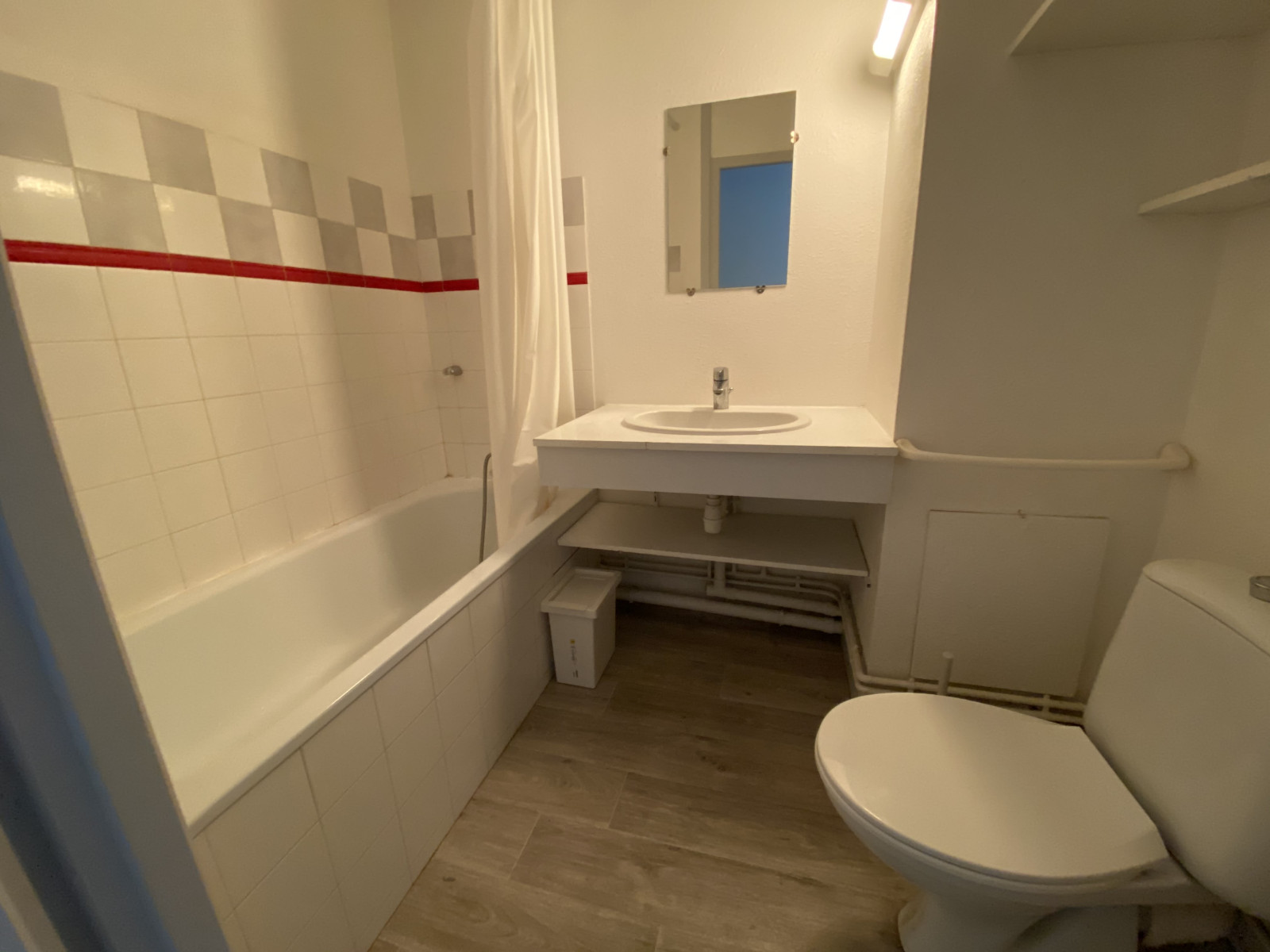 
                                                Vente
                                                 Appartement T1 Occupe 12657 à Talence