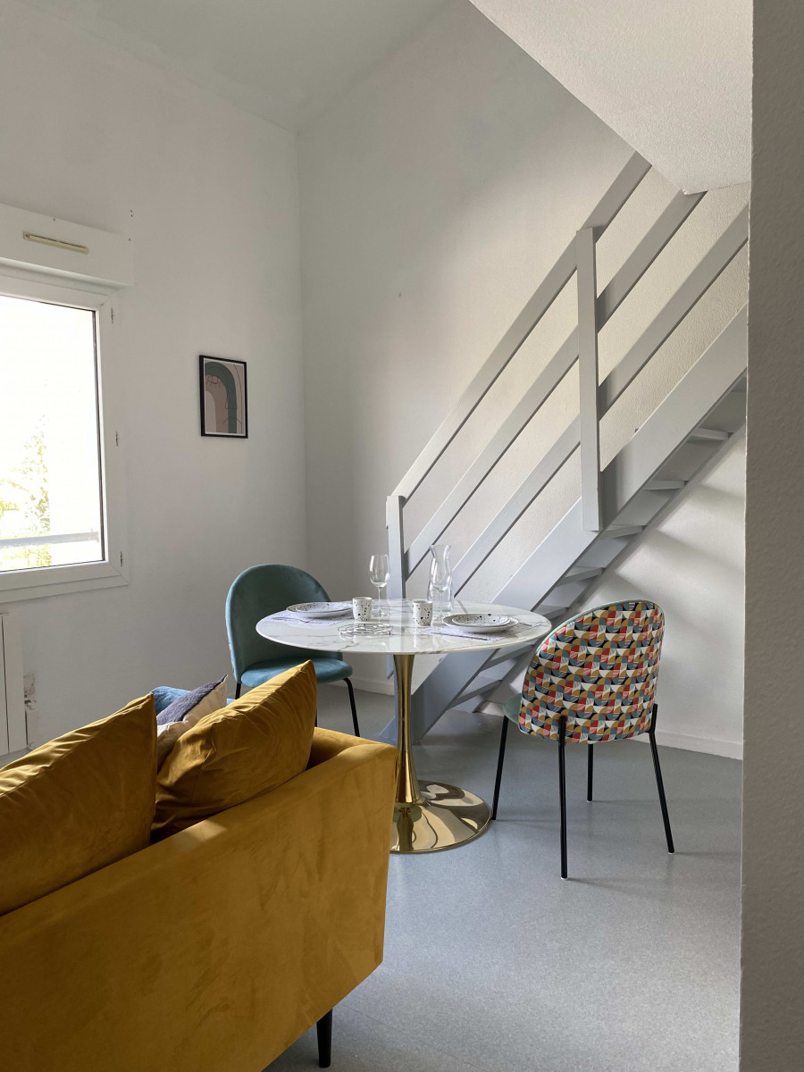 
                                                Vente
                                                 Appartement T1 Occupe General 10033 à Pessac