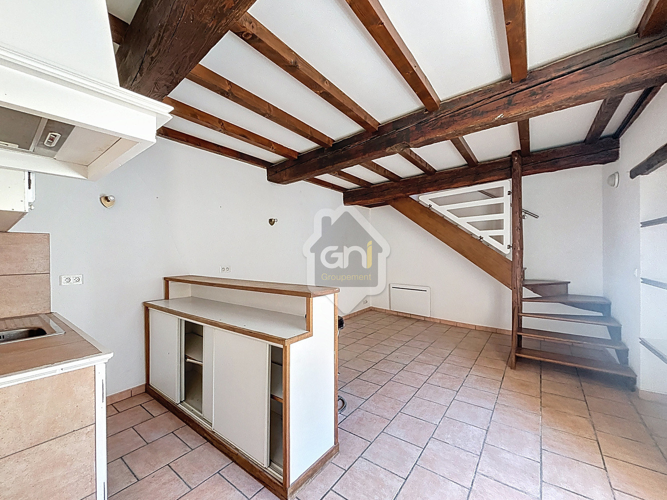 
                                                Location
                                                 Appartement T2 - 1er étage -  n°3