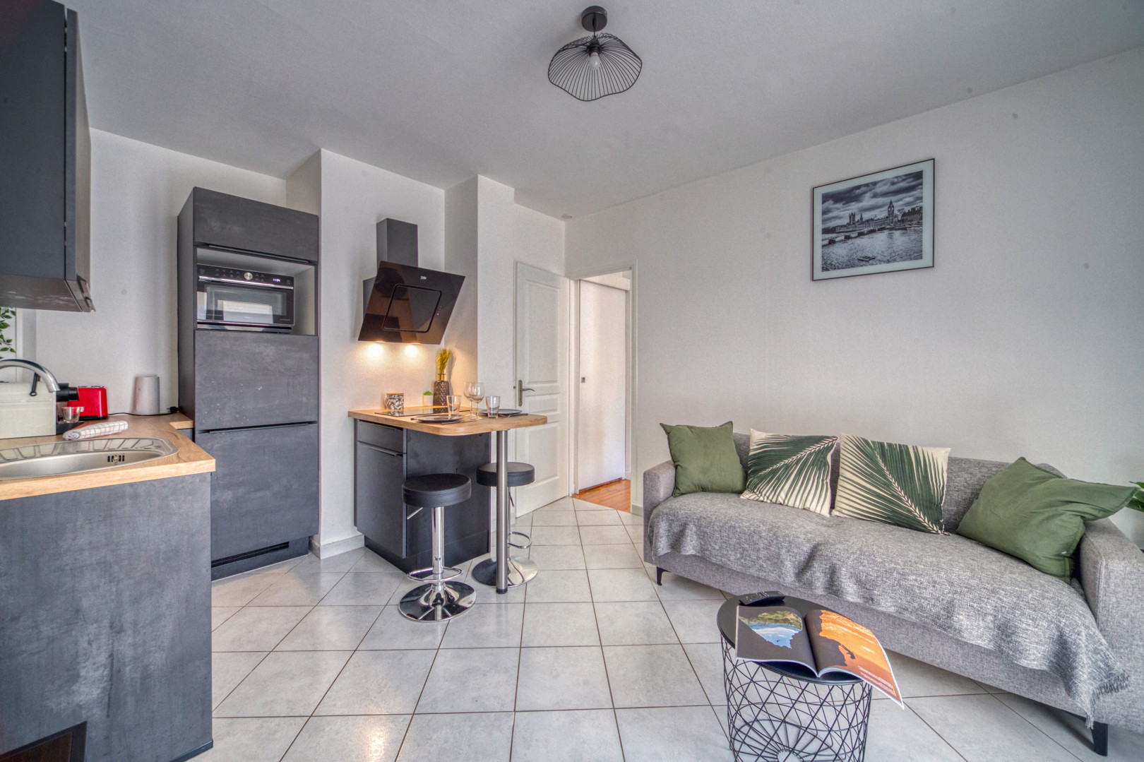 
                                                Location
                                                 Appartement T2 24.2m² à GRENOBLE