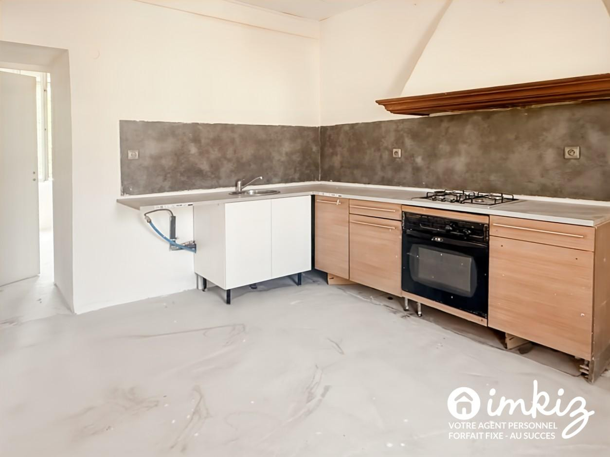 
                                                Vente
                                                 Appartement T2/3 pièces