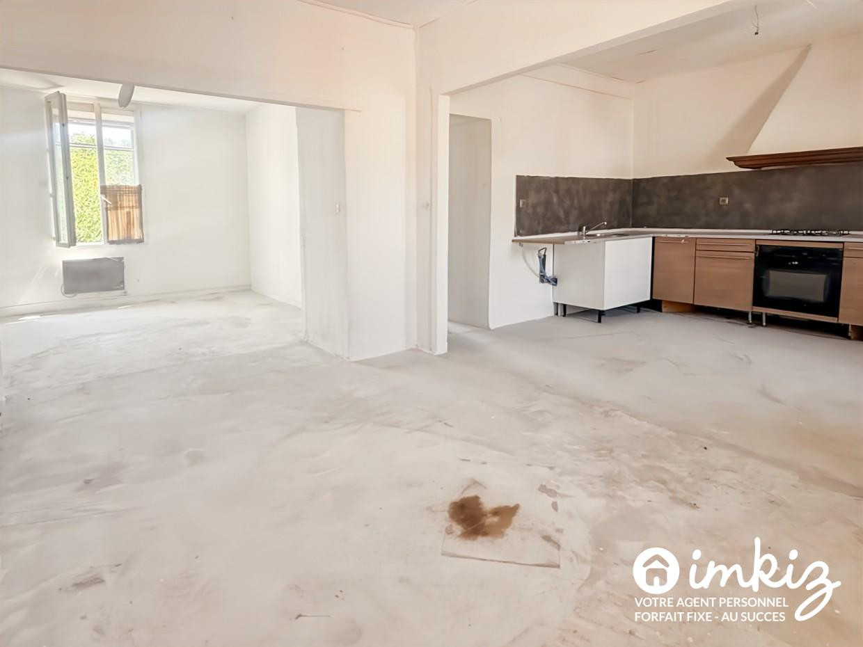 
                                                Vente
                                                 Appartement T2/3 pièces