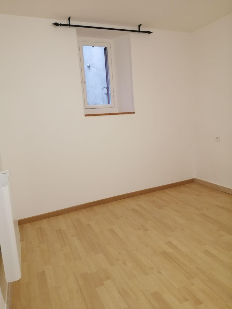
                                                Location
                                                 Appartement T2 37 m²