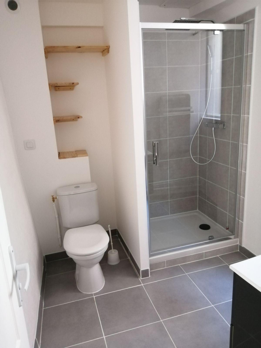 
                                                Location
                                                 Appartement T2 37 m²