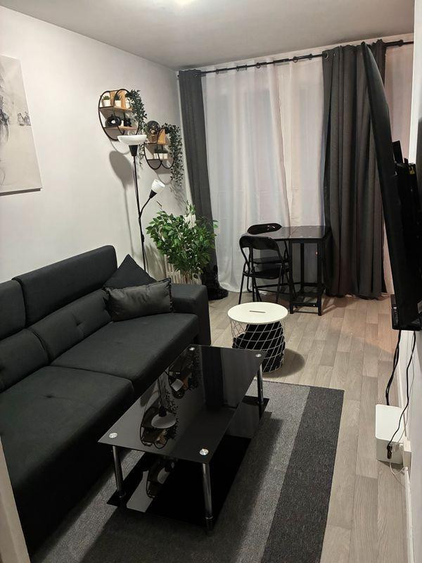 
                                                Location
                                                 Appartement T2 38m2