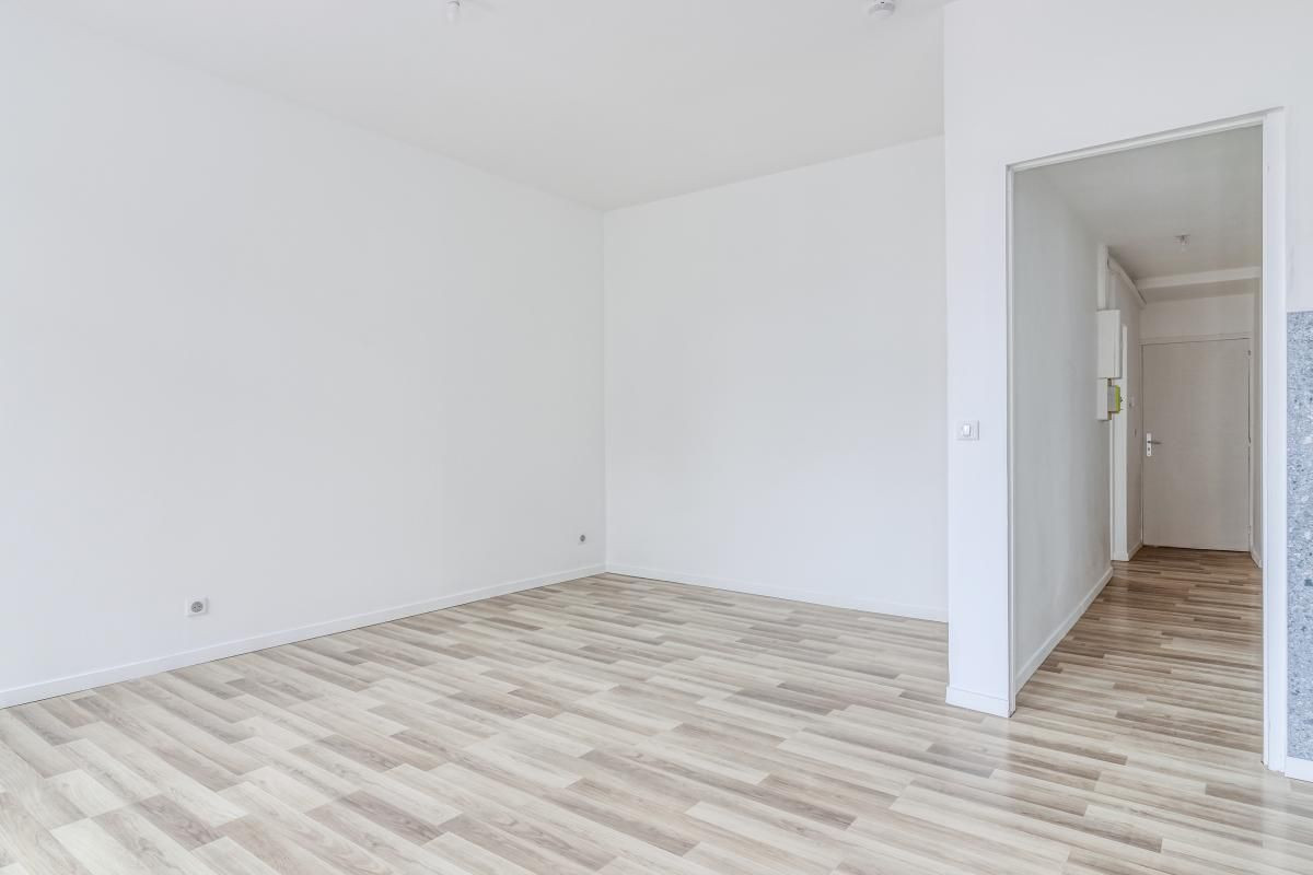 
                                                Location
                                                 Appartement T2 40 m2 - Roubaix proche Eurotéléport - 25911013