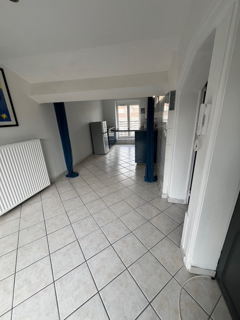 
                                                Location
                                                 Appartement T2 40m² à Saint-Étienne