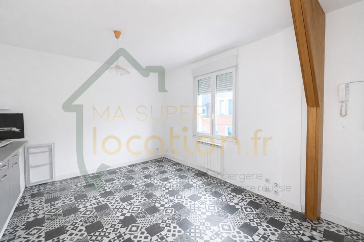 
                                                Location
                                                 Appartement T2 40m2 à Albert