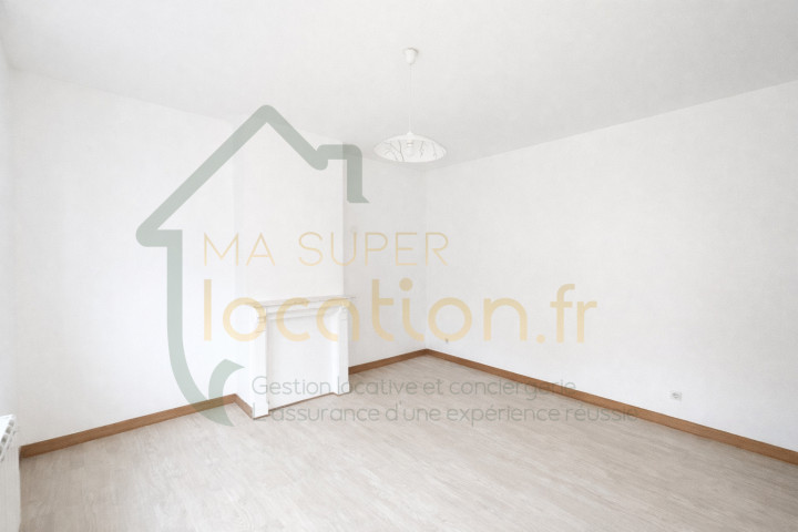 
                                                Location
                                                 Appartement T2 40m2 à Albert