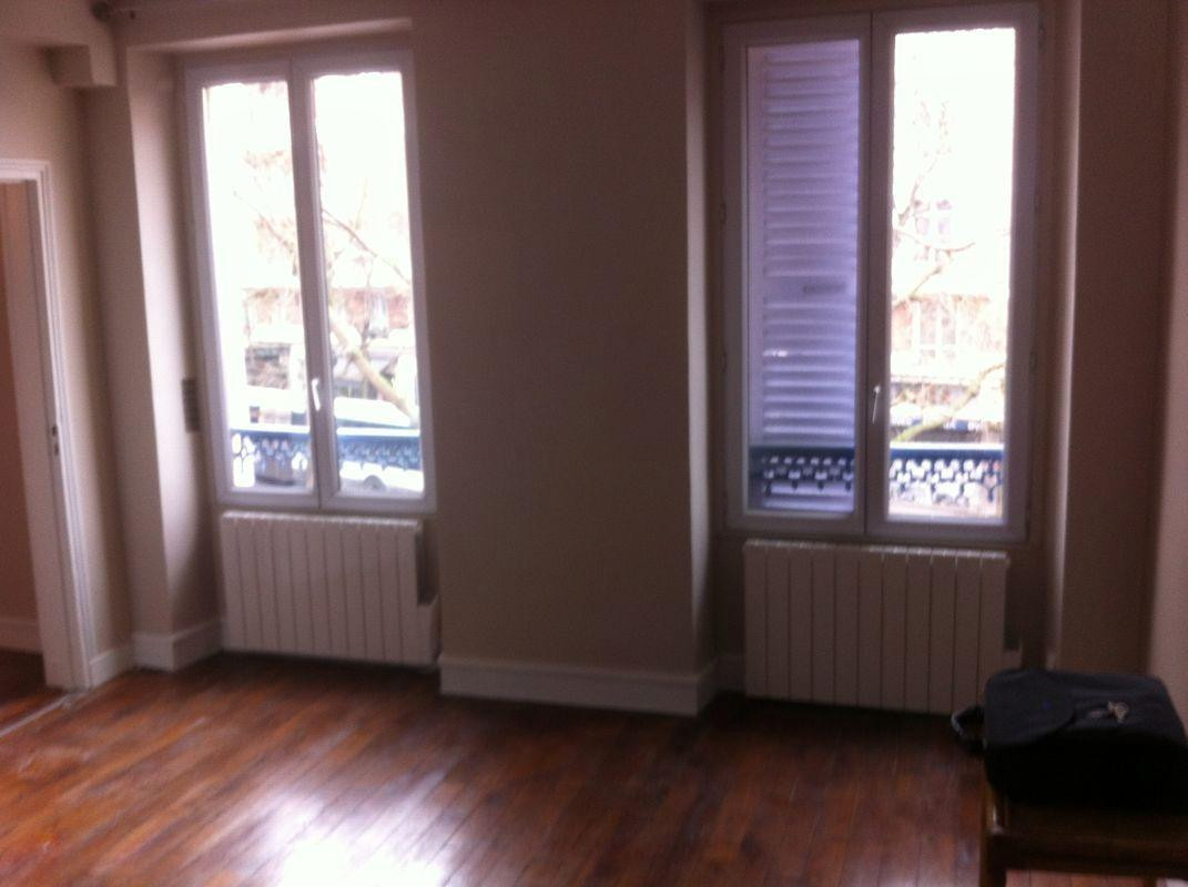 
                                                Location
                                                 Appartement T2 40m2 Paris 13