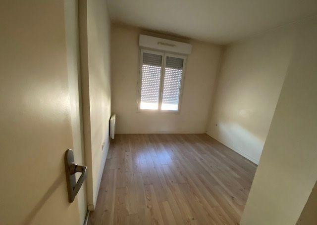 
                                                Location
                                                 Appartement T2 40m2 parking balcon cave