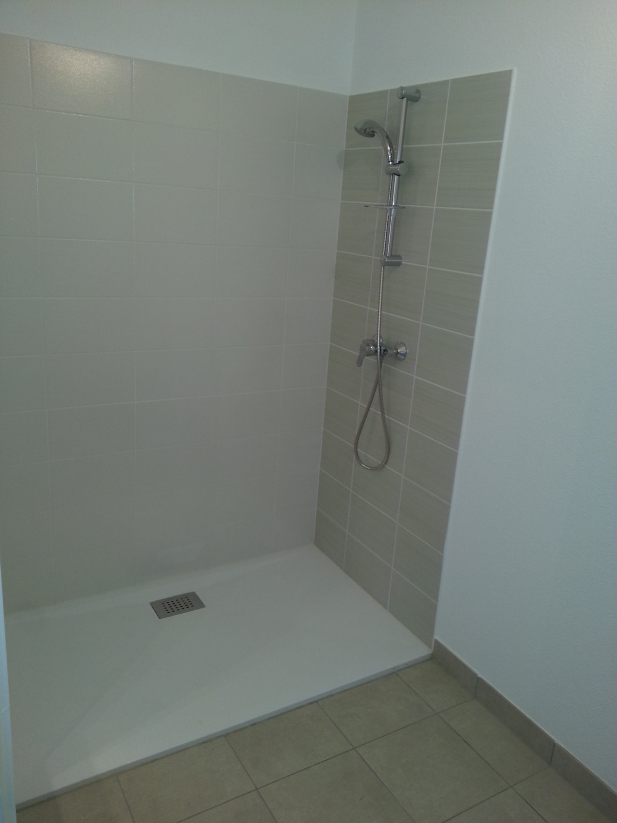 
                                                Location
                                                 Appartement T2 42m² à Biganos