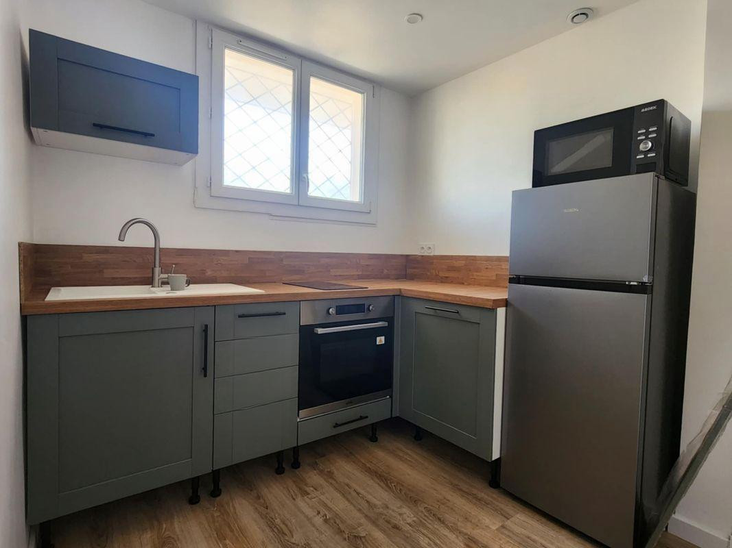 
                                                Location
                                                 Appartement T2 - 43 m² - La loubière