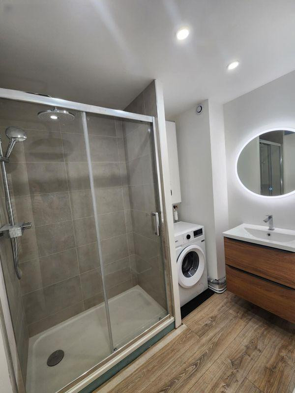 
                                                Location
                                                 Appartement T2 - 43 m² - La loubière