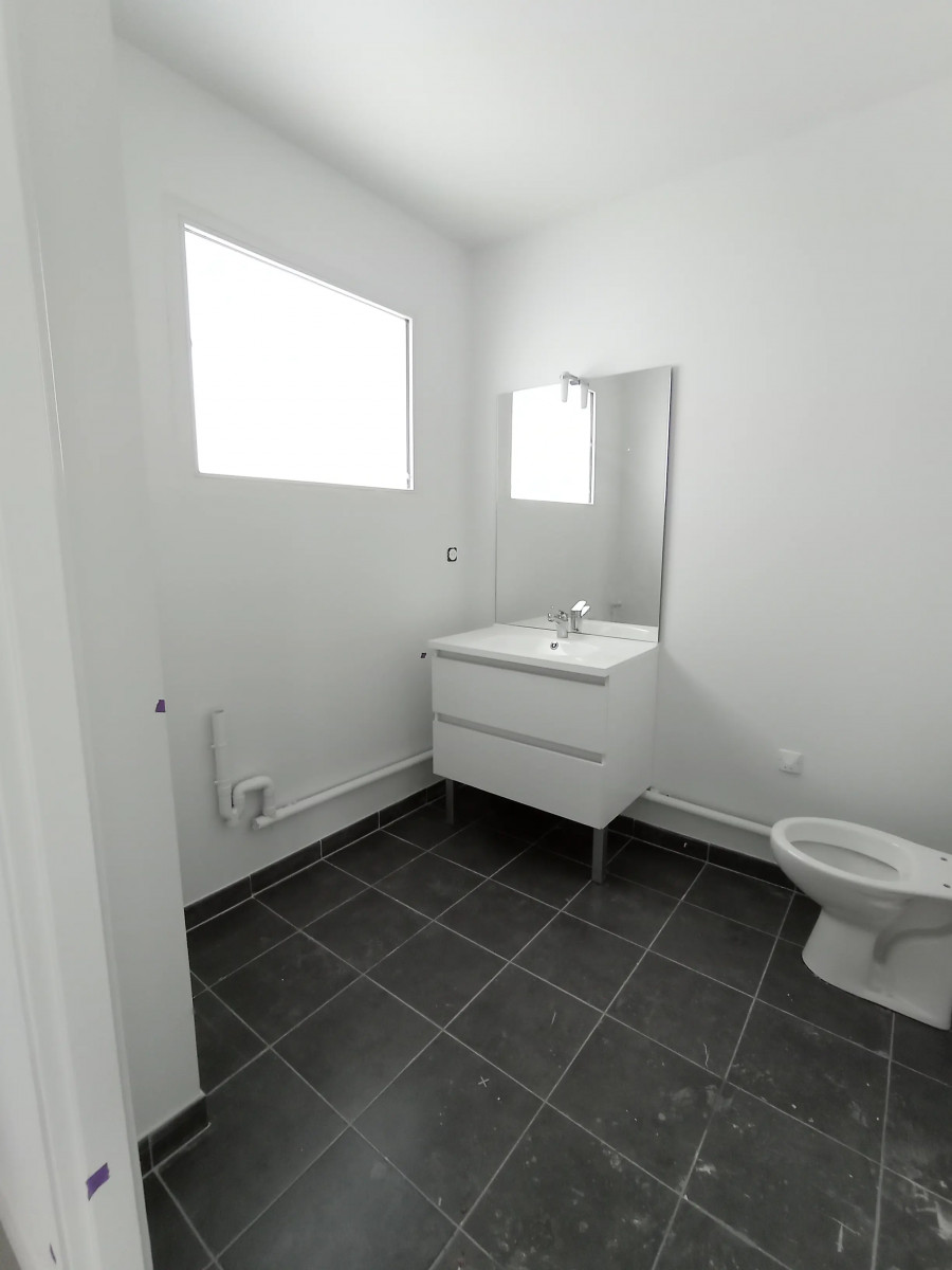 
                                                Location
                                                 Appartement T2 44m² à Floirac