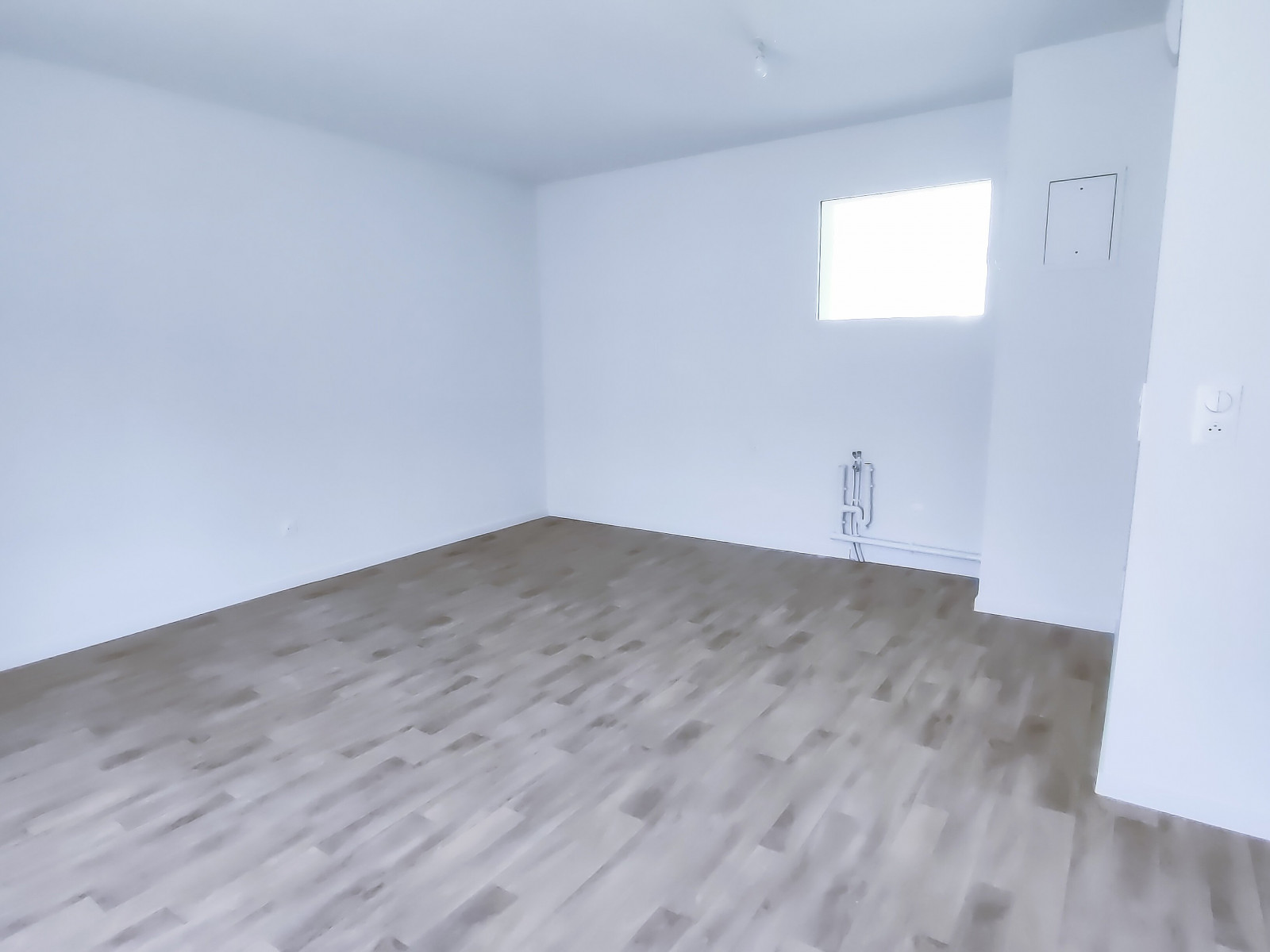 
                                                Location
                                                 Appartement T2 44m² à Floirac