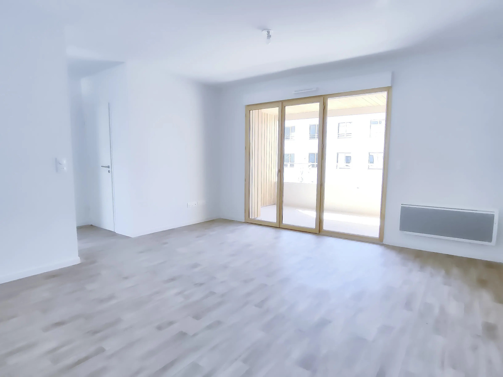 
                                                Location
                                                 Appartement T2 44m² à Floirac