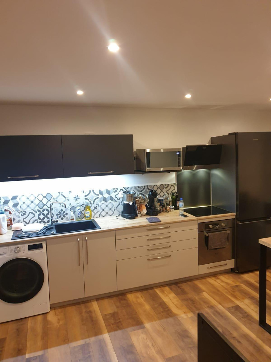 
                                                Location
                                                 APPARTEMENT T2 47 M2 EN DUPLEX PART DIEU VILLETTE