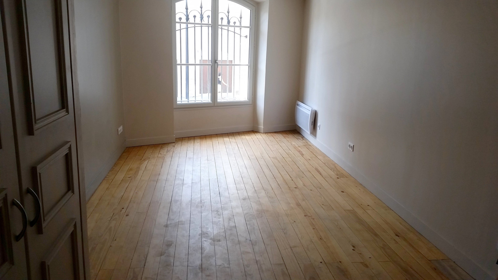 
                                                Location
                                                 Appartement T2 47m² à Bordeaux