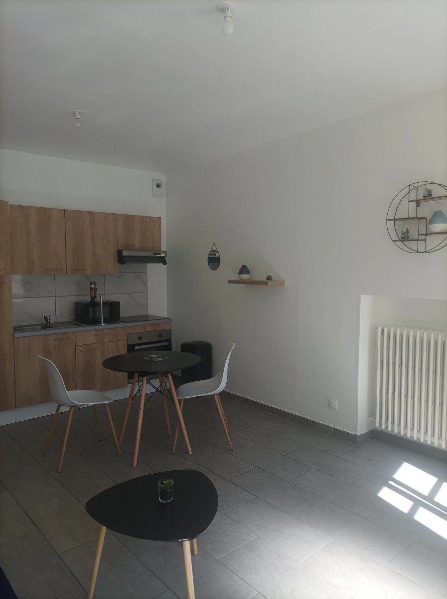 Location
                                                 Appartement T2 47m² à Châtellerault