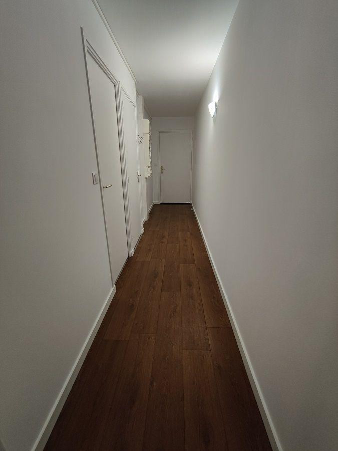 
                                                Location
                                                 Appartement T2 50 m2 à Tourcoing à louer de suite