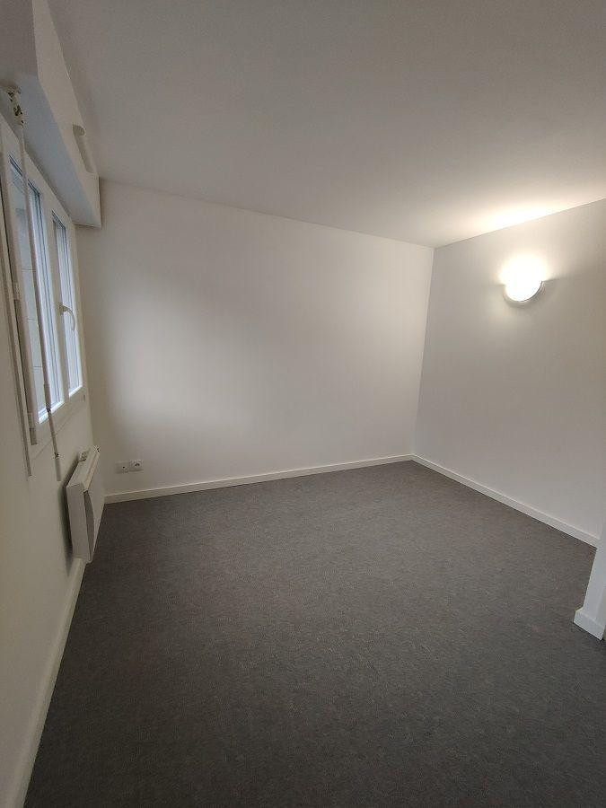 
                                                Location
                                                 Appartement T2 50 m2 à Tourcoing à louer de suite
