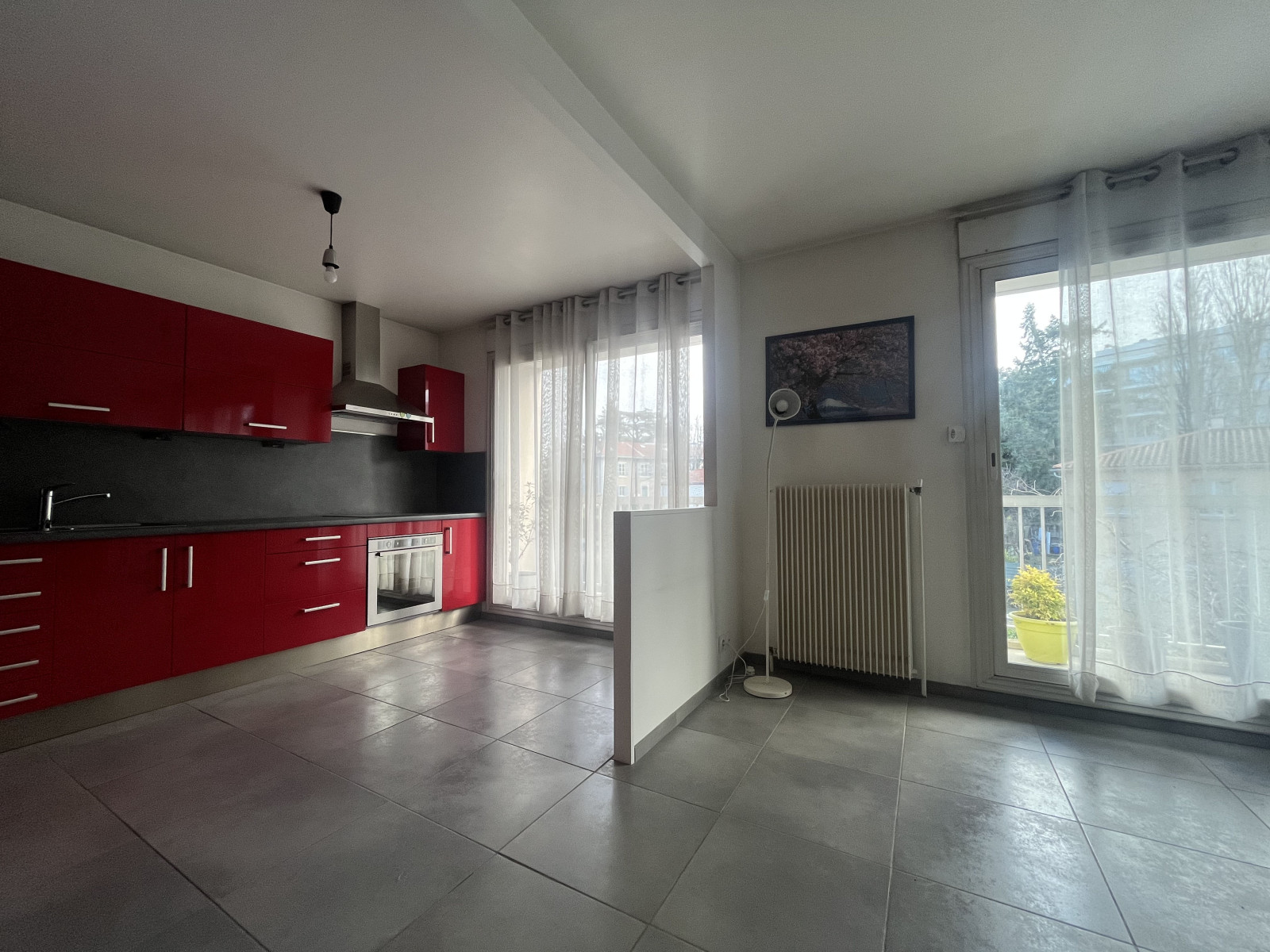 
                                                Vente
                                                 Appartement T2 - 51 m2 - quartier Aqueducs / Parc de la Garde