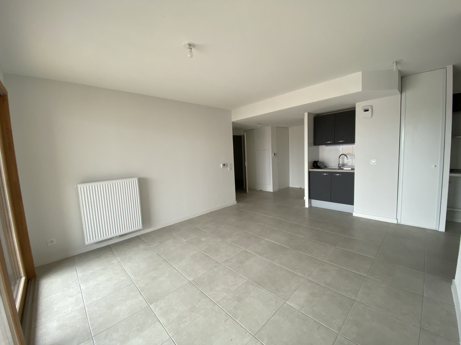 
                                                Location
                                                 Appartement T2 55m² à Bordeaux