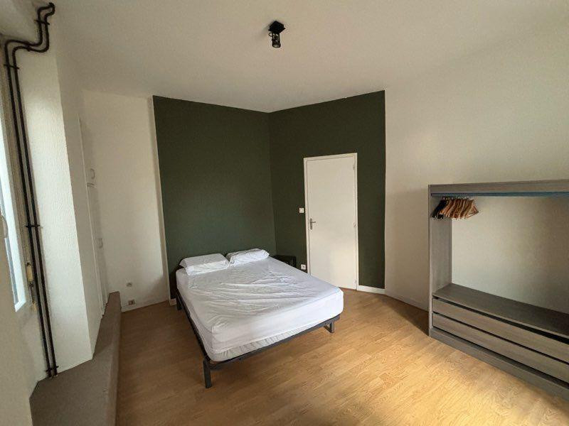 
                                                Location
                                                 Appartement T2 56m2 proche château
