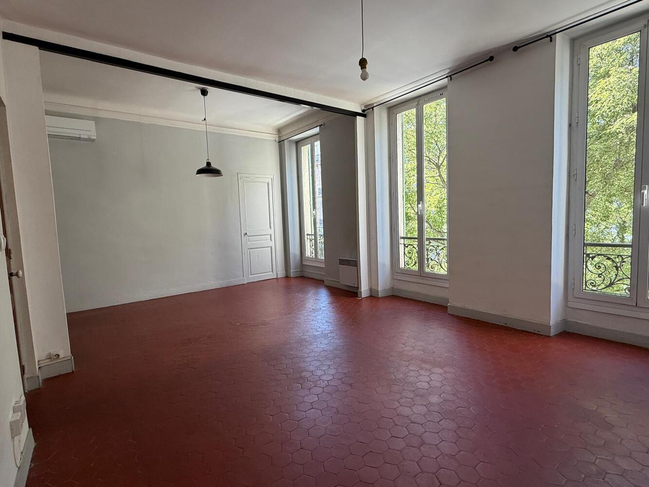 
                                                Location
                                                 Appartement T2 - 60m² - Quartier Saint Victor