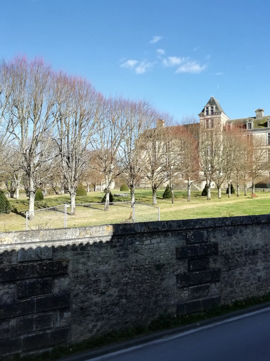 
                                                Location
                                                 Appartement T2 66m² à Cadillac-sur-Garonne