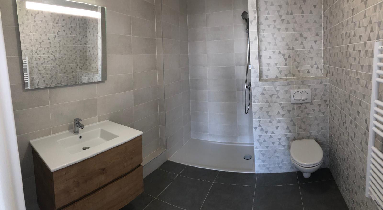 
                                                Location
                                                 Appartement T2 à louer