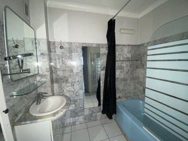 
                                                Location
                                                 APPARTEMENT T2 A LOUER - VILLEURBANNE