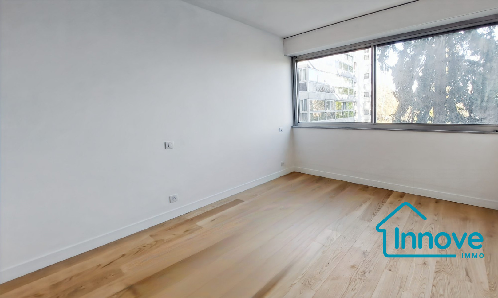 
                                                Vente
                                                 APPARTEMENT T2 A VENDRE - LE CHESNAY-ROCQUENCOURT - REFAIT A NEU