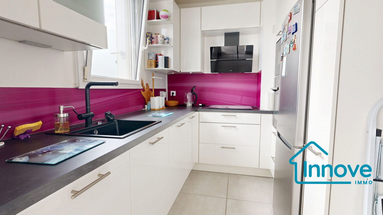 
                                                Vente
                                                 Appartement T2 à vendre Versailles Chantiers - Double terrasses