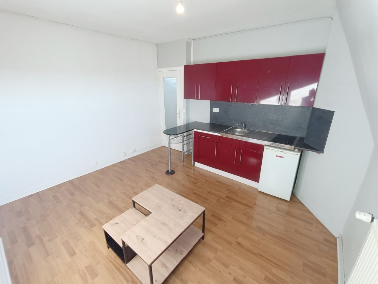 
                                                Location
                                                 Appartement T2 Amiens Centre ville