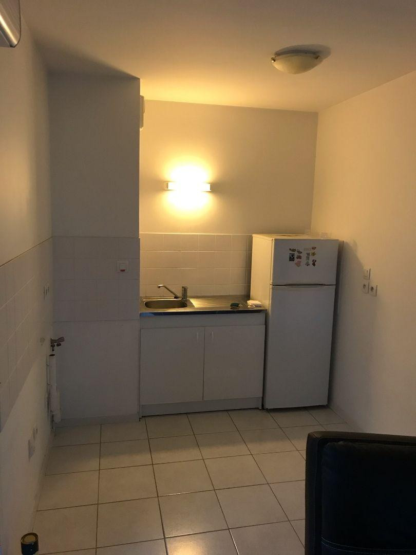 
                                                Location
                                                 Appartement T2 avec balcon