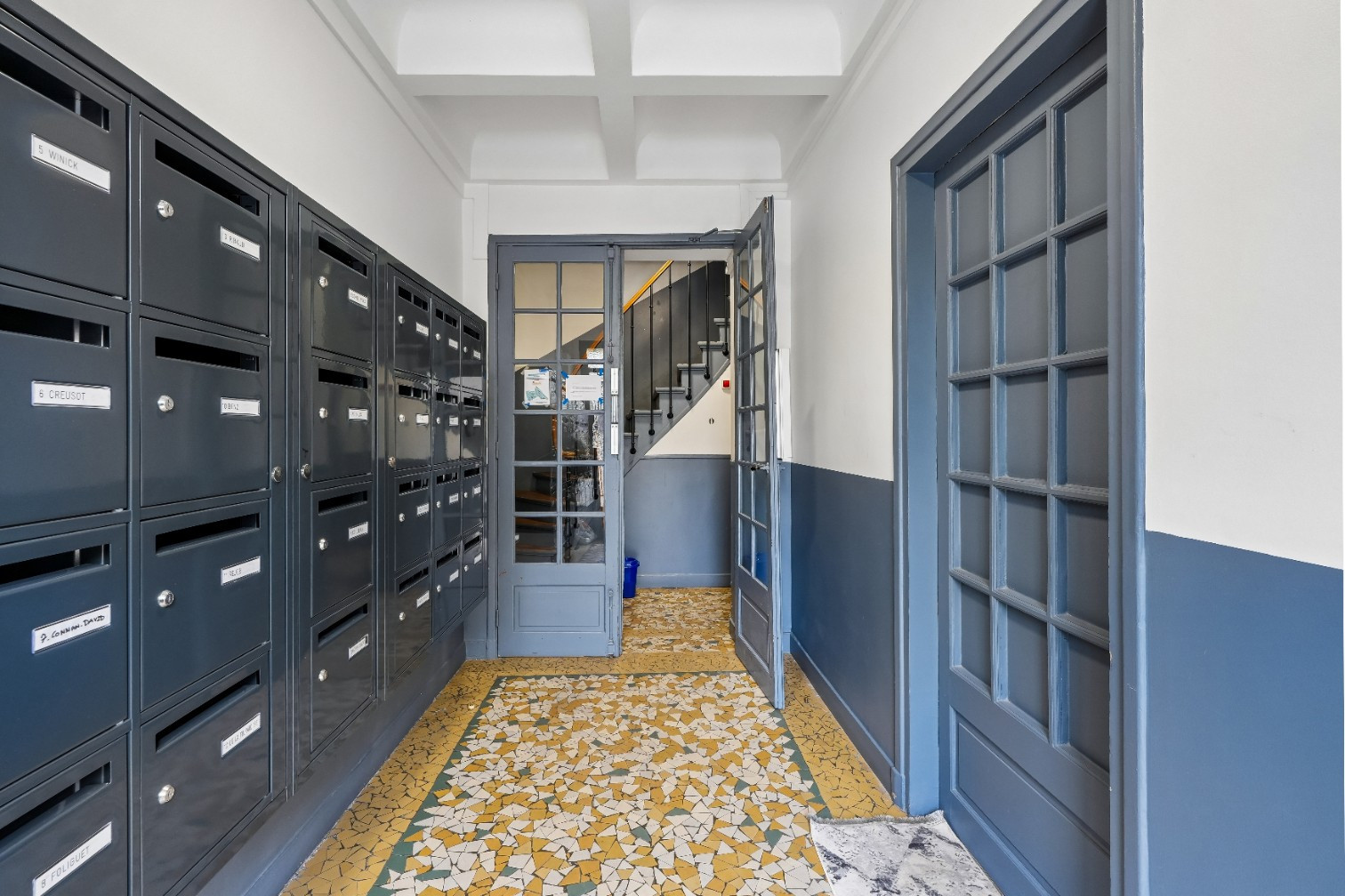 
                                                Vente
                                                 Appartement T2 avec balconnet - Asnières