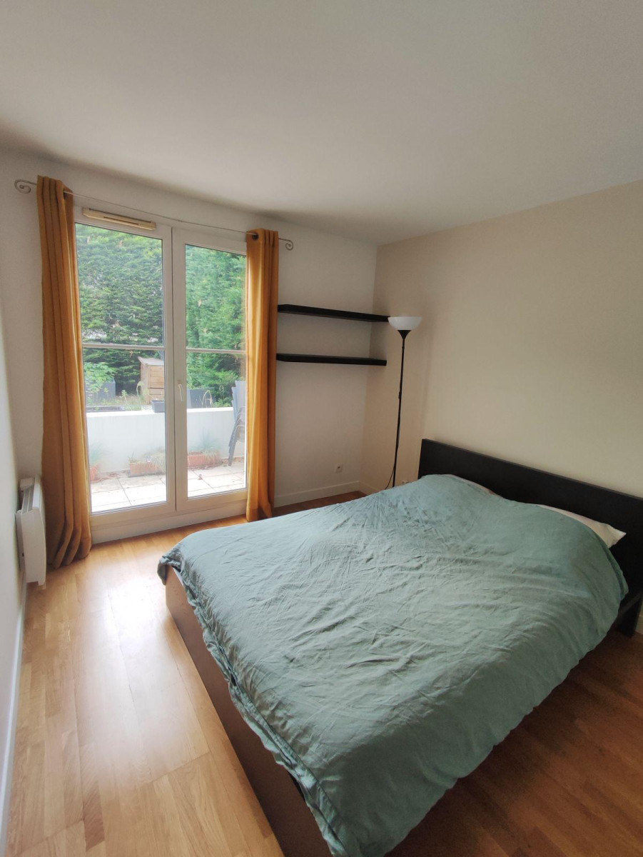 
                                                Location
                                                 Appartement T2 avec grand jardin privatif