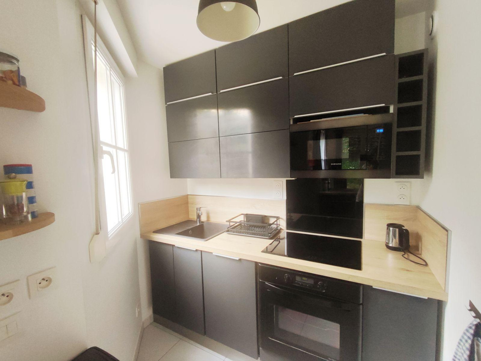 
                                                Location
                                                 Appartement T2 avec grand jardin privatif