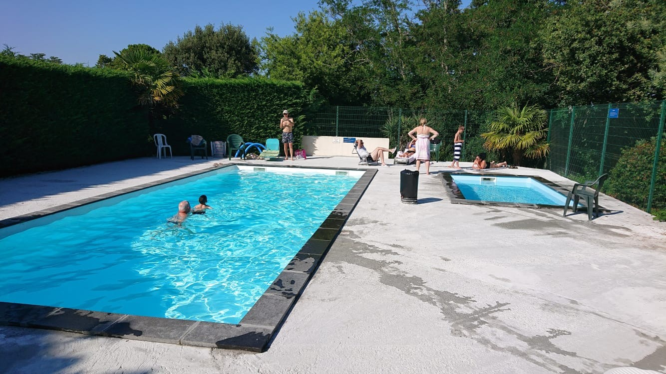 
                                                Location
                                                 Appartement T2 Avec Piscines