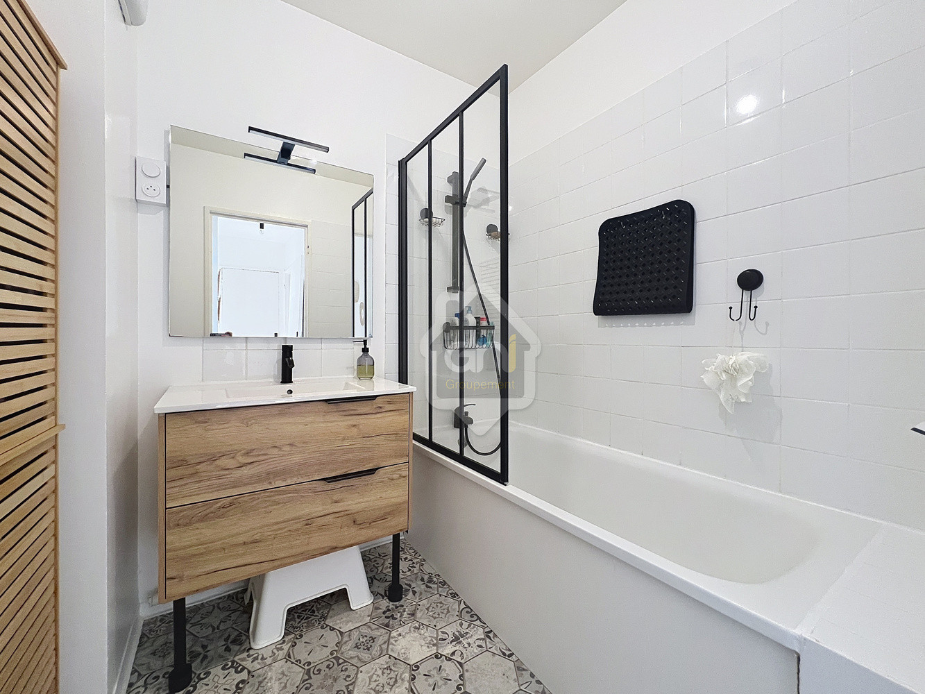 
                                                Location
                                                 Appartement T2 - Balcon