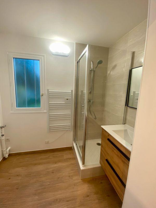 
                                                Location
                                                 Appartement T2 bis meublé 48 m2