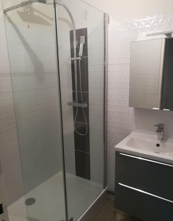
                                                Location
                                                 Appartement t2 centre ville Nantes
