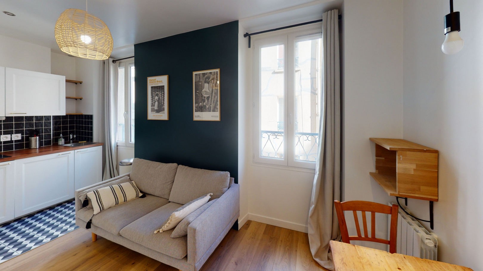 
                                                Location
                                                 Appartement T2 de 19 m2 situé au 2éme étage à Paris 19éme