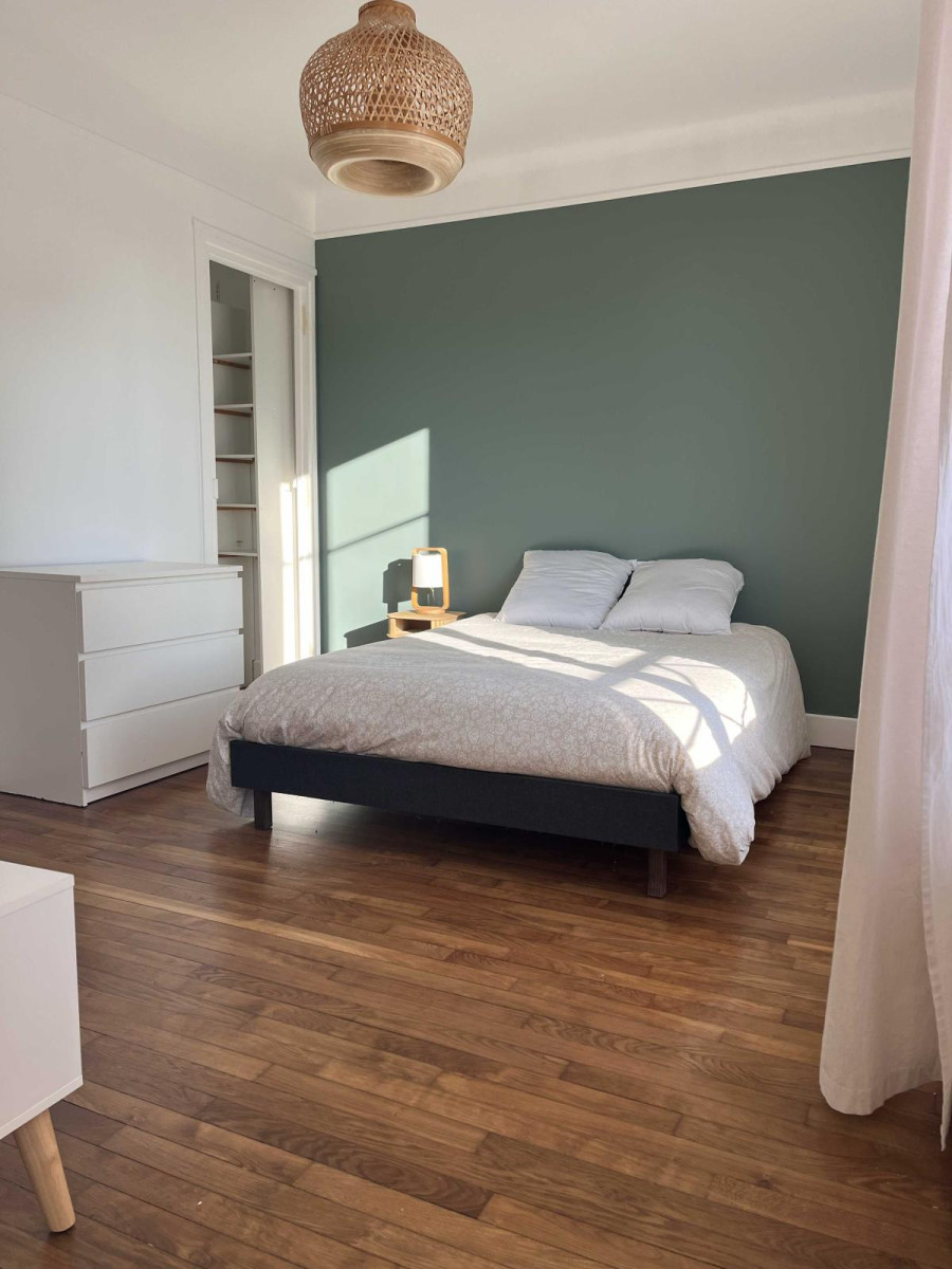 
                                                Location
                                                 Appartement T2 de 41 m² lumineux refait à neuf
