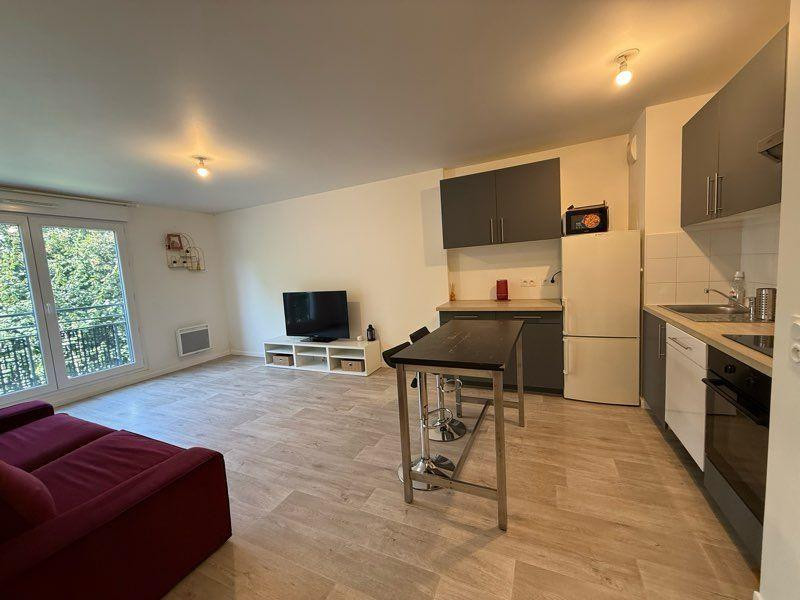 
                                                Location
                                                 Appartement T2 de 45 m2 meublé